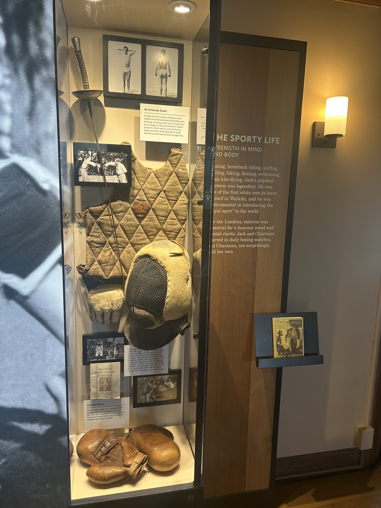 Museum display of Jack London's fencing and boxing equipment